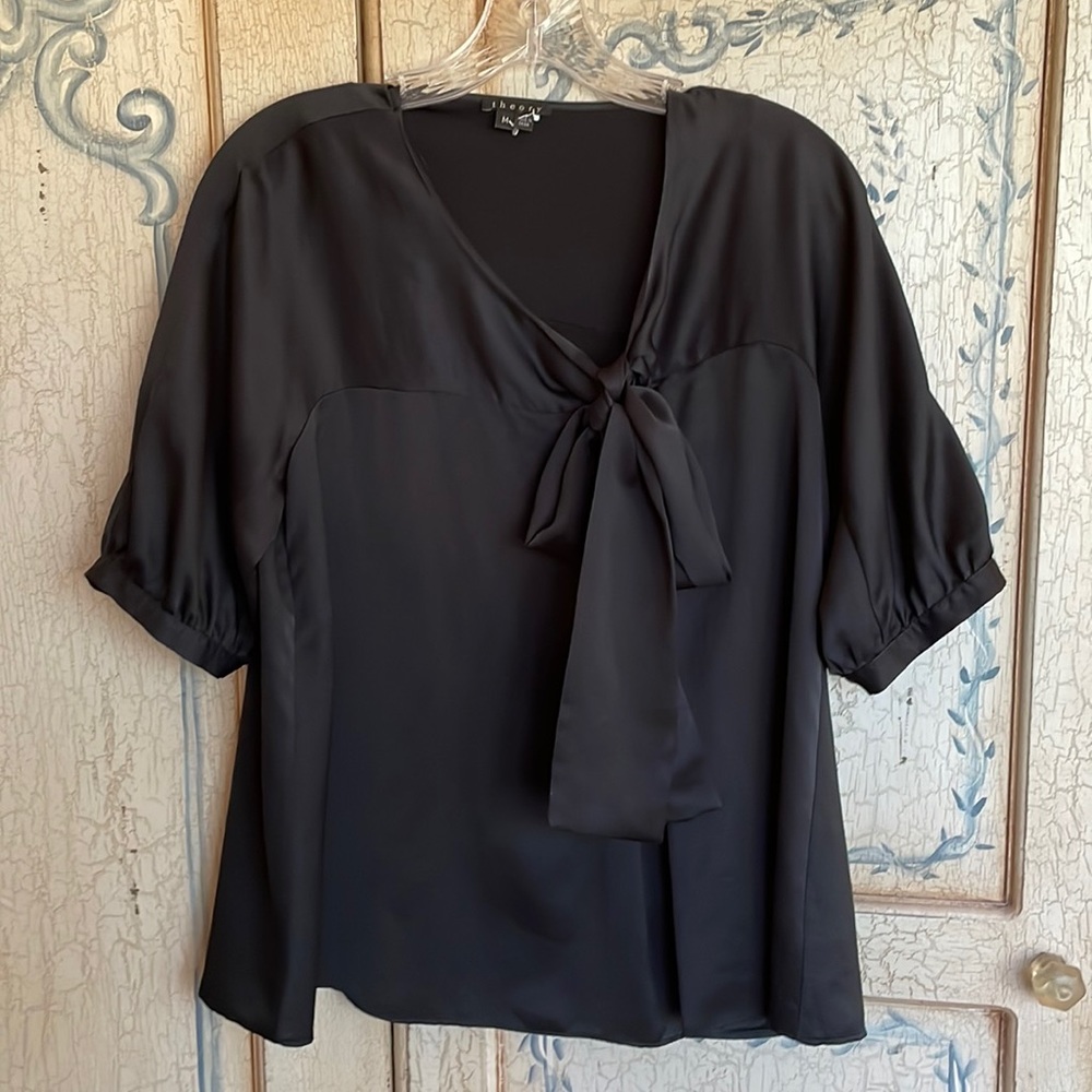Theory bow blouse M